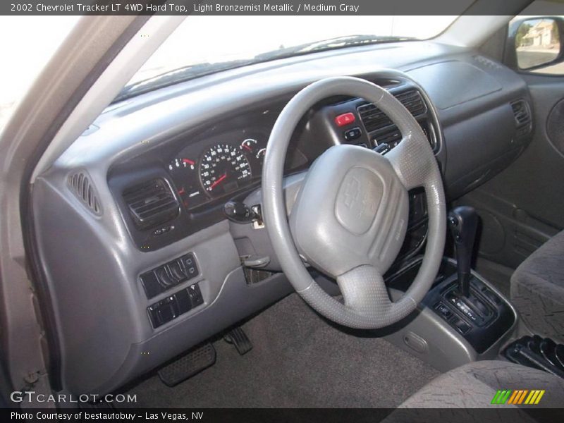 Light Bronzemist Metallic / Medium Gray 2002 Chevrolet Tracker LT 4WD Hard Top