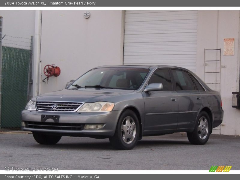 Phantom Gray Pearl / Ivory 2004 Toyota Avalon XL