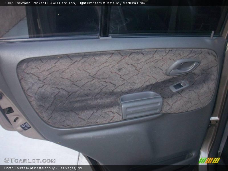 Light Bronzemist Metallic / Medium Gray 2002 Chevrolet Tracker LT 4WD Hard Top