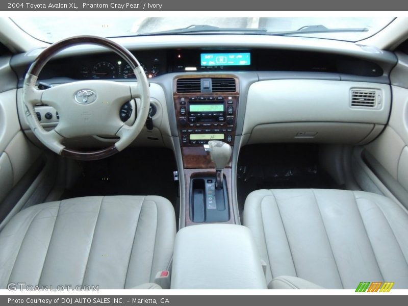 Phantom Gray Pearl / Ivory 2004 Toyota Avalon XL