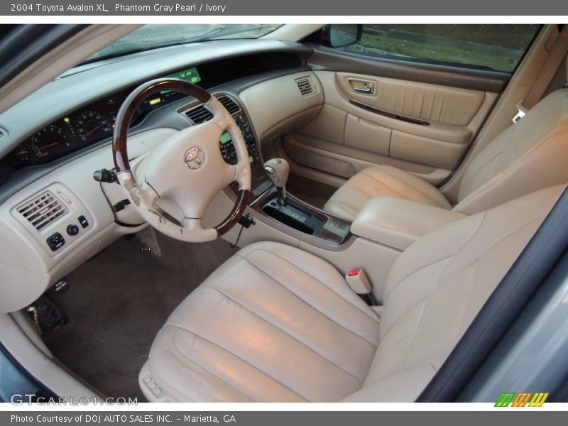 Phantom Gray Pearl / Ivory 2004 Toyota Avalon XL
