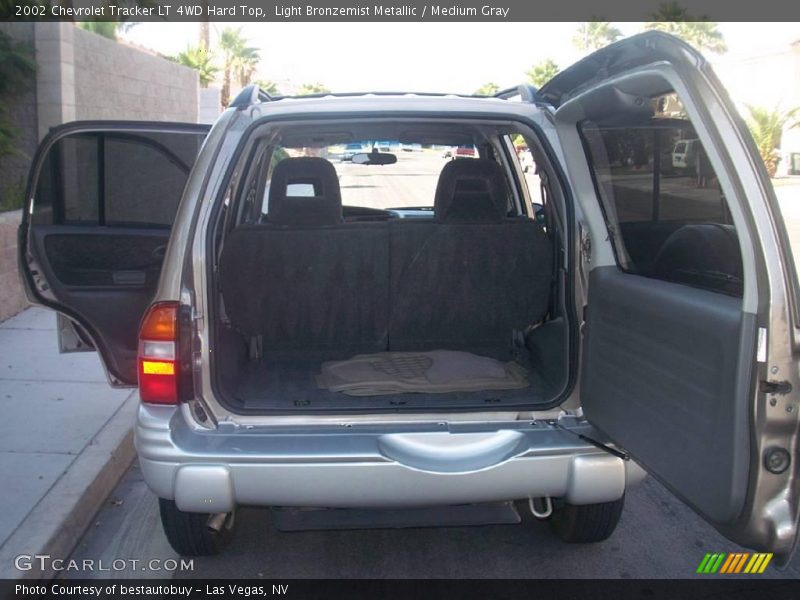 Light Bronzemist Metallic / Medium Gray 2002 Chevrolet Tracker LT 4WD Hard Top