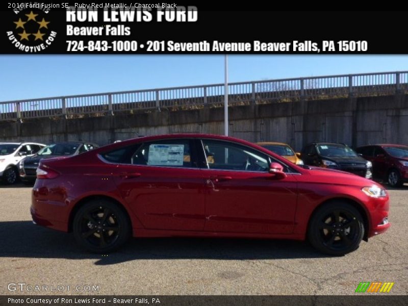 Ruby Red Metallic / Charcoal Black 2016 Ford Fusion SE
