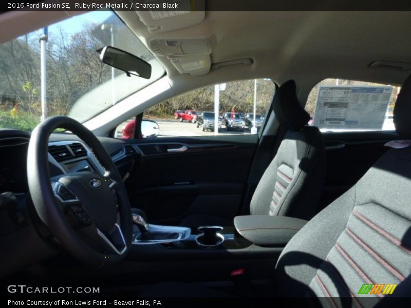 Ruby Red Metallic / Charcoal Black 2016 Ford Fusion SE