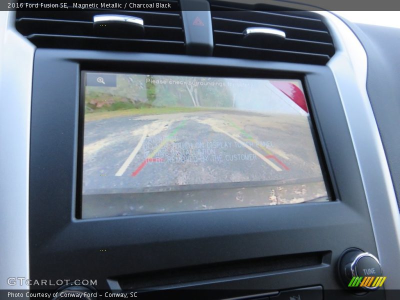 Magnetic Metallic / Charcoal Black 2016 Ford Fusion SE