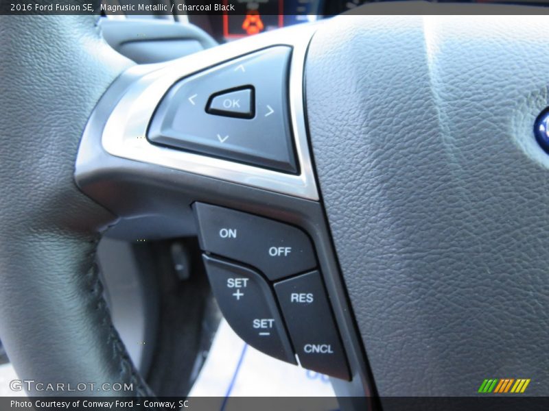 Magnetic Metallic / Charcoal Black 2016 Ford Fusion SE