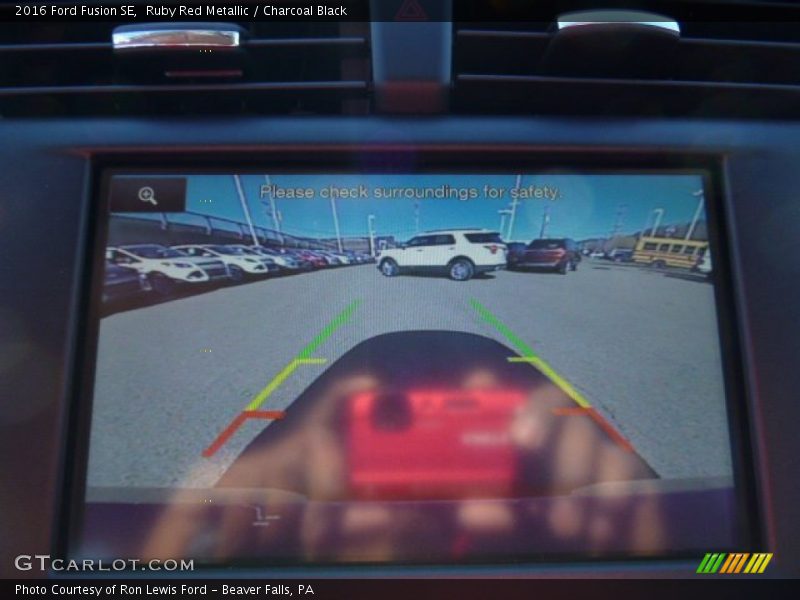 Ruby Red Metallic / Charcoal Black 2016 Ford Fusion SE