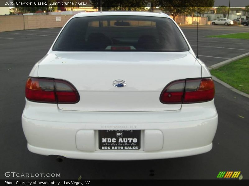 Summit White / Gray 2005 Chevrolet Classic