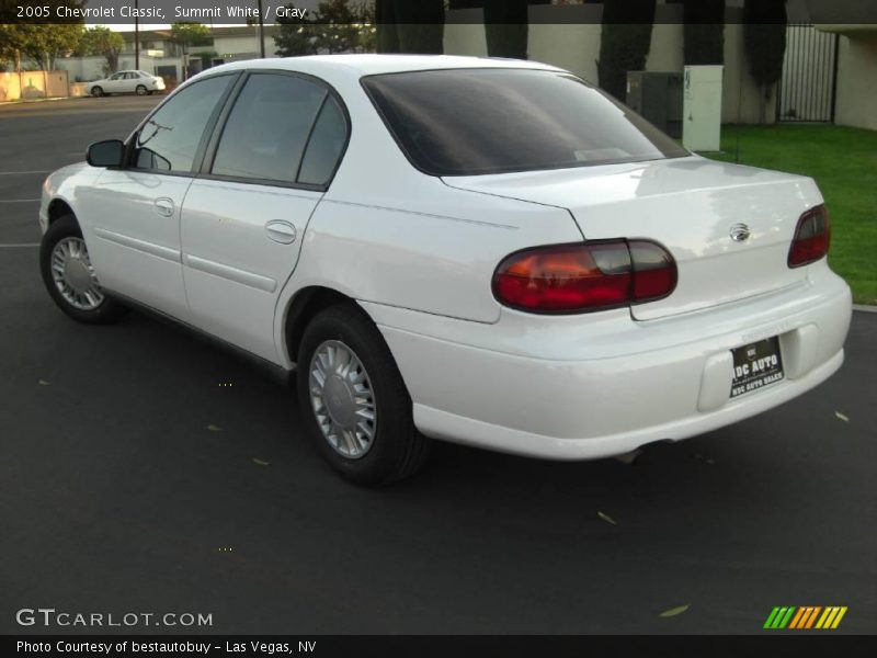 Summit White / Gray 2005 Chevrolet Classic