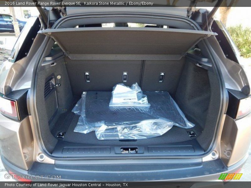  2016 Range Rover Evoque SE Trunk