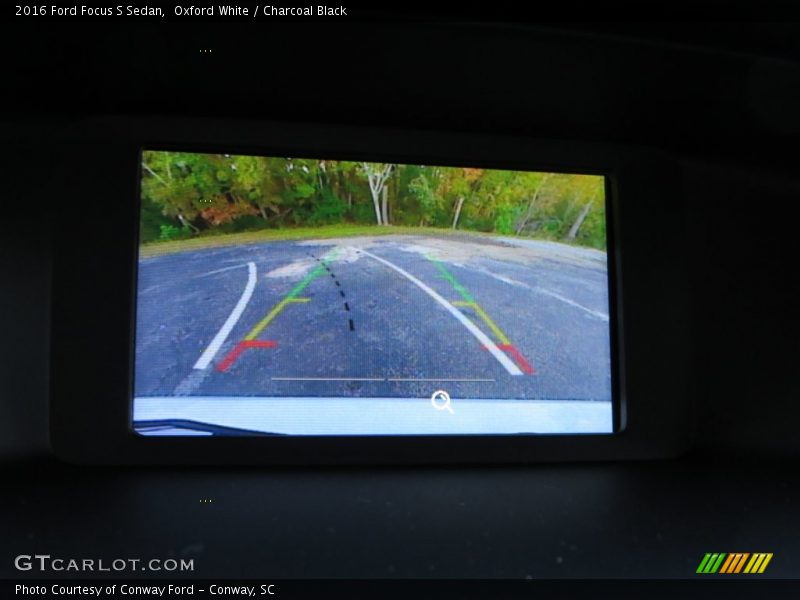 Oxford White / Charcoal Black 2016 Ford Focus S Sedan