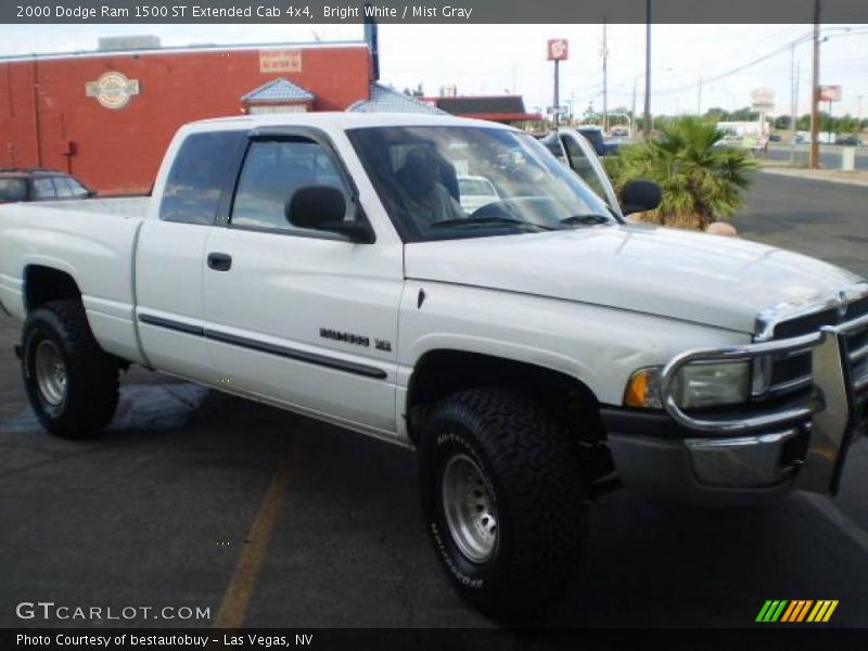 Bright White / Mist Gray 2000 Dodge Ram 1500 ST Extended Cab 4x4