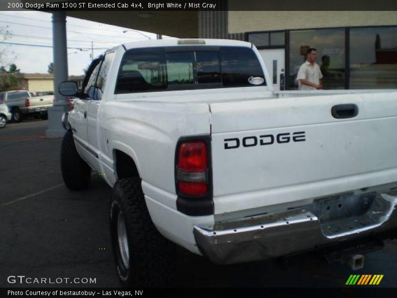 Bright White / Mist Gray 2000 Dodge Ram 1500 ST Extended Cab 4x4