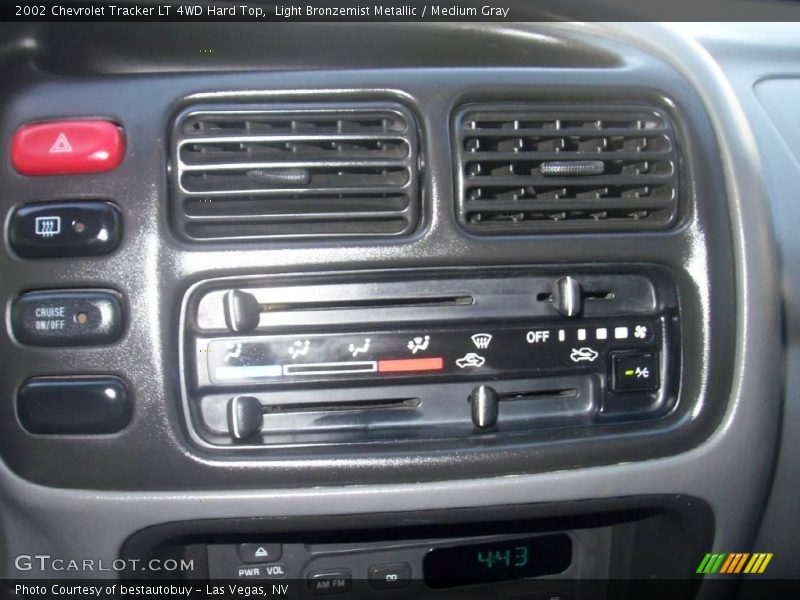 Light Bronzemist Metallic / Medium Gray 2002 Chevrolet Tracker LT 4WD Hard Top