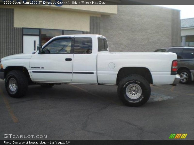 Bright White / Mist Gray 2000 Dodge Ram 1500 ST Extended Cab 4x4