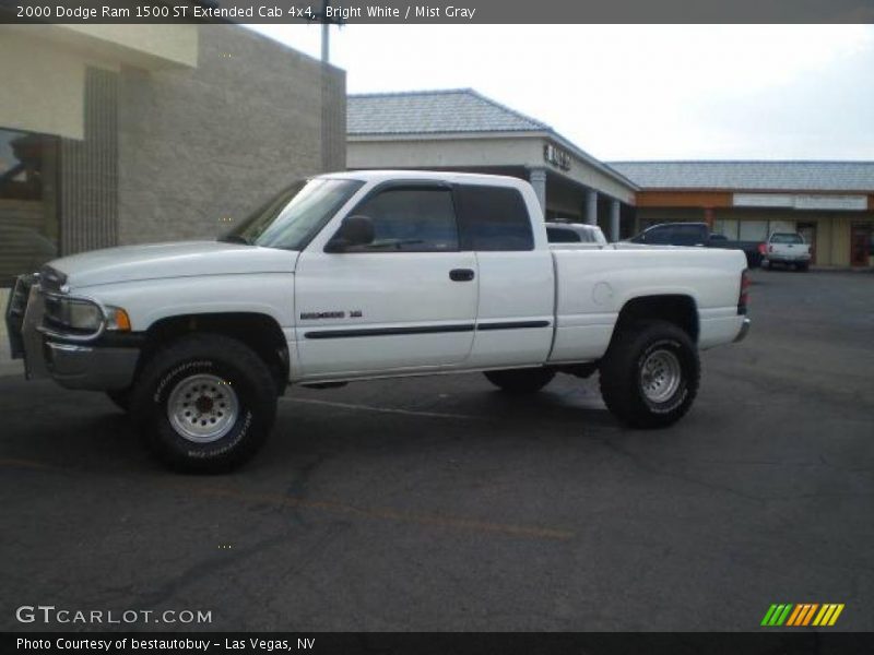 Bright White / Mist Gray 2000 Dodge Ram 1500 ST Extended Cab 4x4