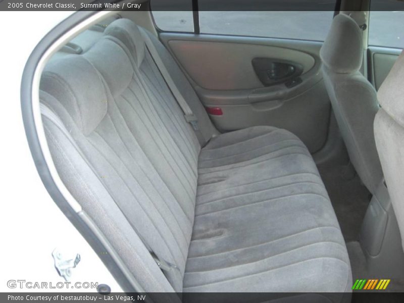 Summit White / Gray 2005 Chevrolet Classic