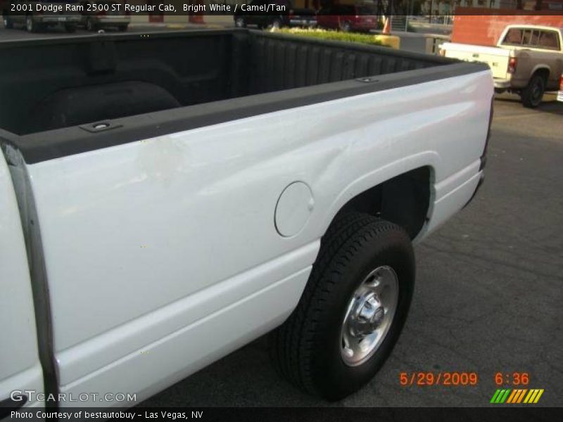 Bright White / Camel/Tan 2001 Dodge Ram 2500 ST Regular Cab