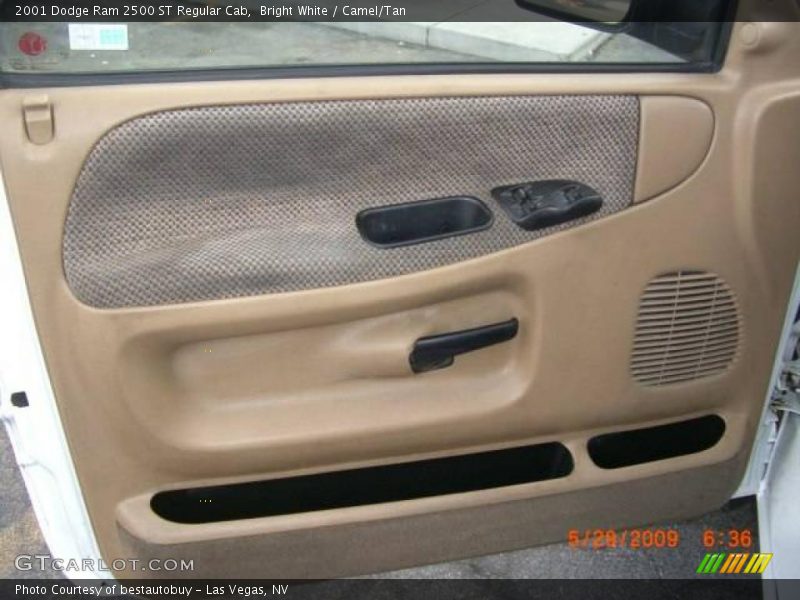 Bright White / Camel/Tan 2001 Dodge Ram 2500 ST Regular Cab