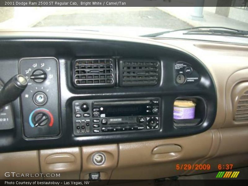 Bright White / Camel/Tan 2001 Dodge Ram 2500 ST Regular Cab