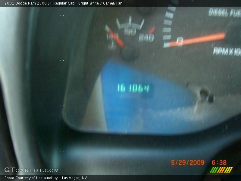 Bright White / Camel/Tan 2001 Dodge Ram 2500 ST Regular Cab
