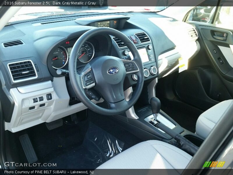 Dark Gray Metallic / Gray 2016 Subaru Forester 2.5i