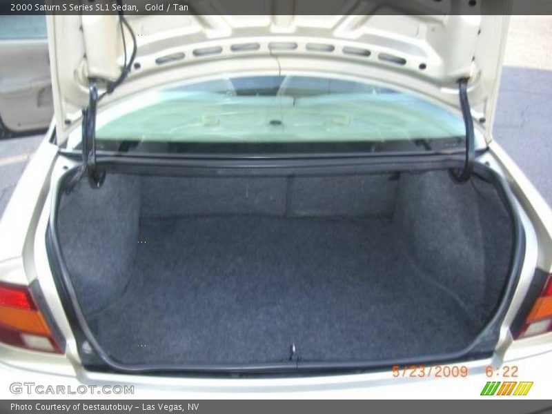 Gold / Tan 2000 Saturn S Series SL1 Sedan
