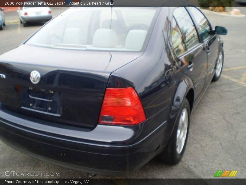 Atlantic Blue Pearl / Gray 2000 Volkswagen Jetta GLS Sedan