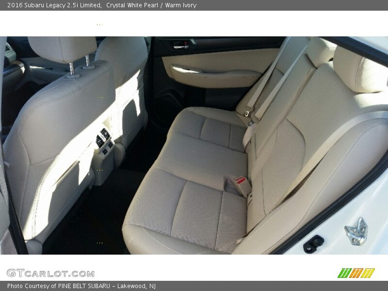 Crystal White Pearl / Warm Ivory 2016 Subaru Legacy 2.5i Limited
