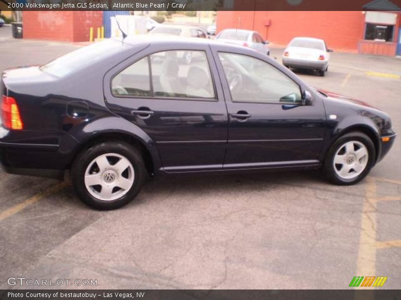 Atlantic Blue Pearl / Gray 2000 Volkswagen Jetta GLS Sedan