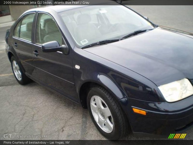 Atlantic Blue Pearl / Gray 2000 Volkswagen Jetta GLS Sedan