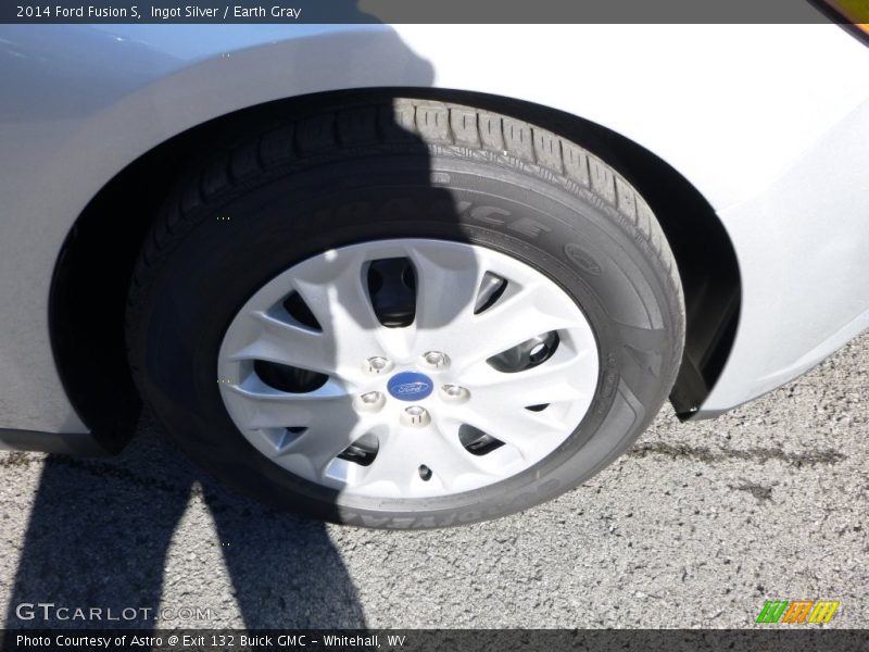 Ingot Silver / Earth Gray 2014 Ford Fusion S