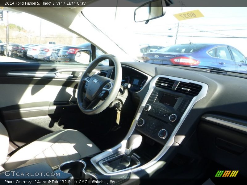Ingot Silver / Earth Gray 2014 Ford Fusion S