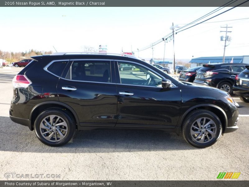 Magnetic Black / Charcoal 2016 Nissan Rogue SL AWD