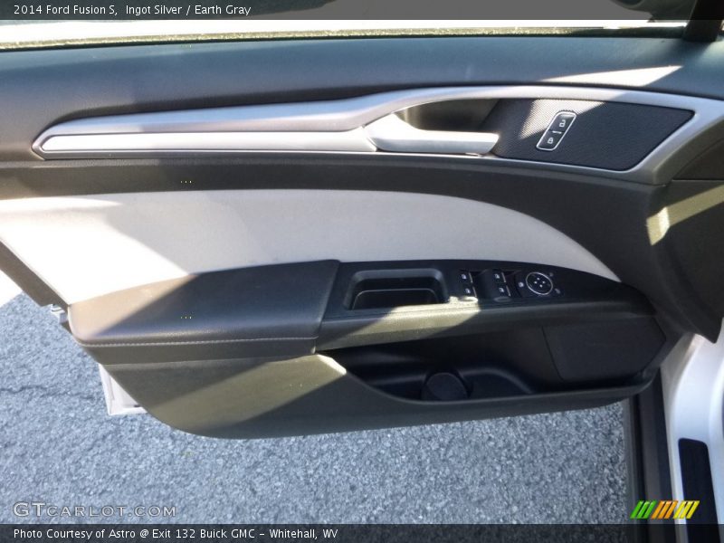 Ingot Silver / Earth Gray 2014 Ford Fusion S
