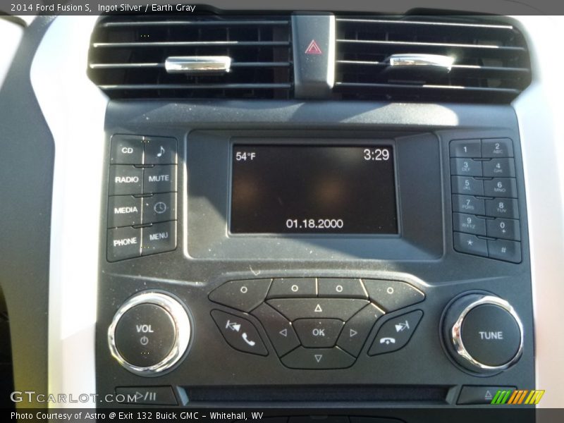 Ingot Silver / Earth Gray 2014 Ford Fusion S