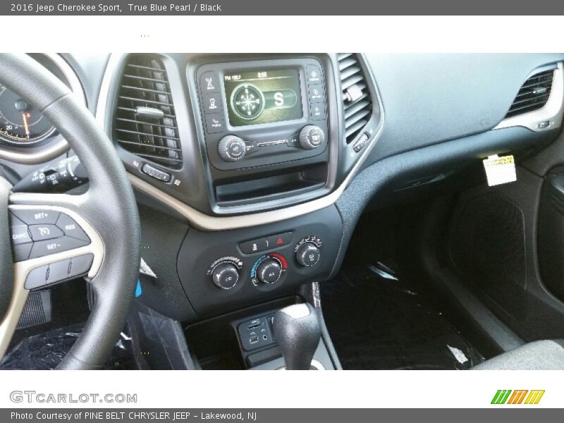 True Blue Pearl / Black 2016 Jeep Cherokee Sport