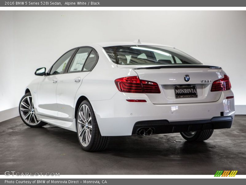 Alpine White / Black 2016 BMW 5 Series 528i Sedan