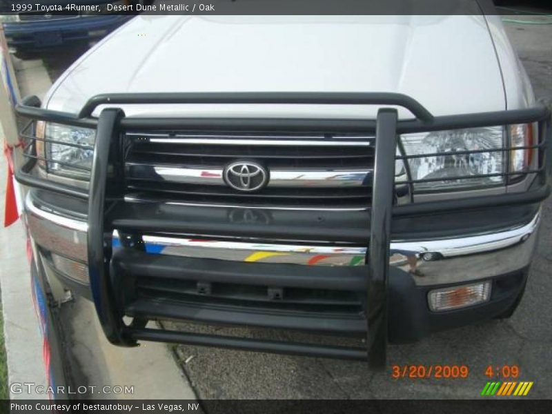 Desert Dune Metallic / Oak 1999 Toyota 4Runner