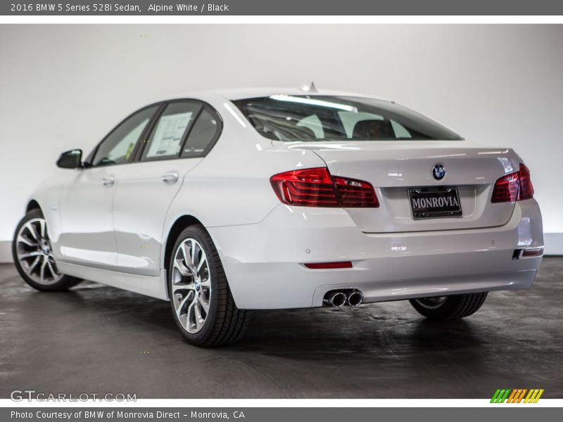 Alpine White / Black 2016 BMW 5 Series 528i Sedan