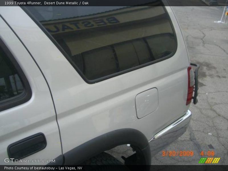 Desert Dune Metallic / Oak 1999 Toyota 4Runner