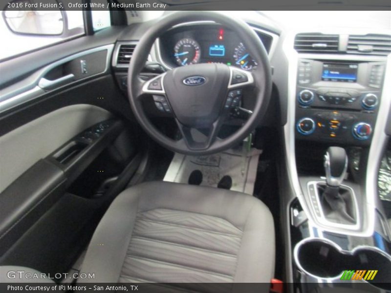 Oxford White / Medium Earth Gray 2016 Ford Fusion S