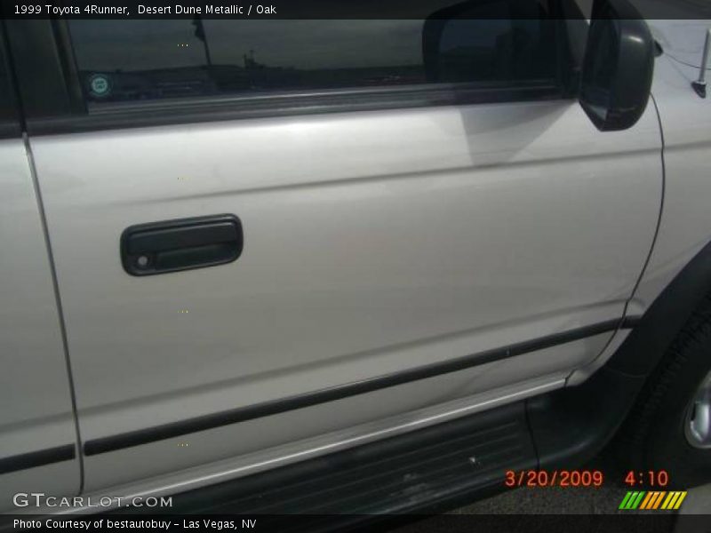 Desert Dune Metallic / Oak 1999 Toyota 4Runner