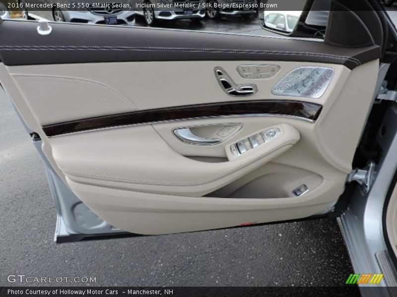 Door Panel of 2016 S 550 4Matic Sedan