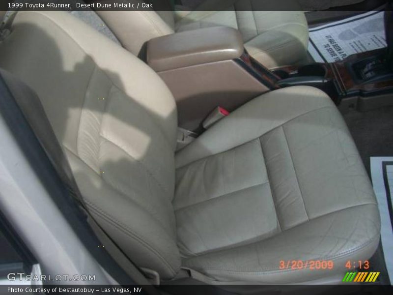 Desert Dune Metallic / Oak 1999 Toyota 4Runner