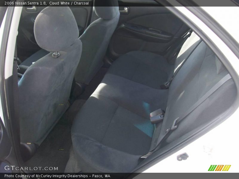 Cloud White / Charcoal 2006 Nissan Sentra 1.8