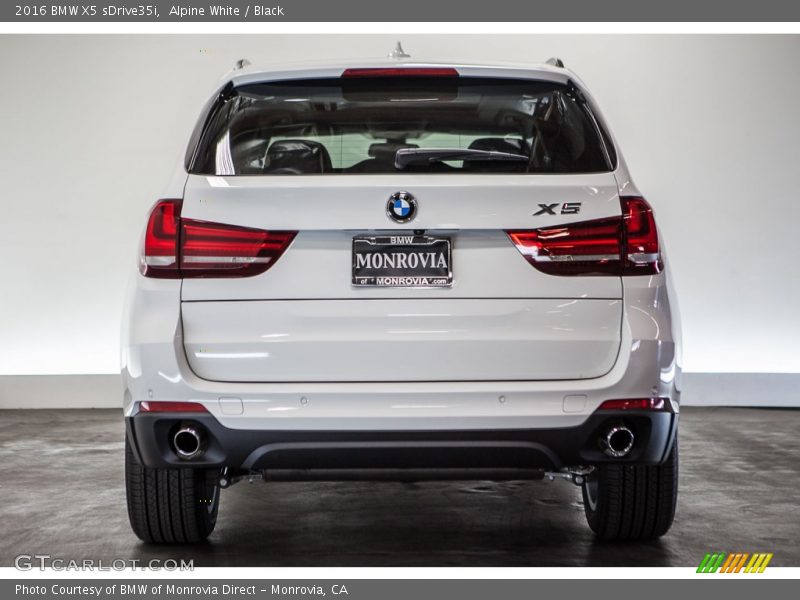 Alpine White / Black 2016 BMW X5 sDrive35i