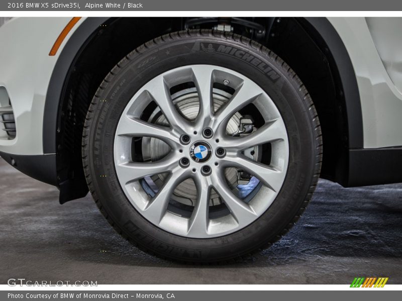 Alpine White / Black 2016 BMW X5 sDrive35i