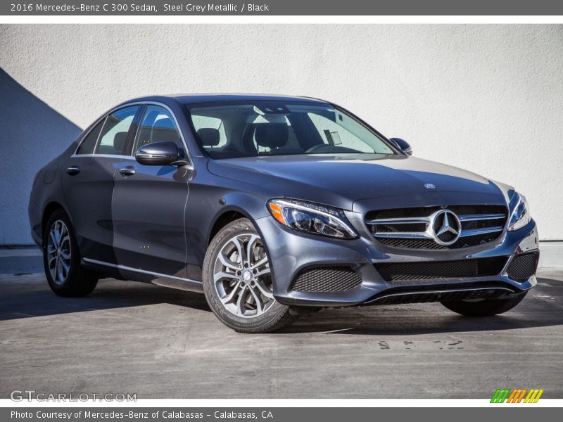 Front 3/4 View of 2016 C 300 Sedan