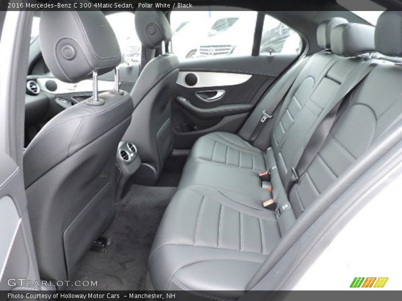 Polar White / Black 2016 Mercedes-Benz C 300 4Matic Sedan